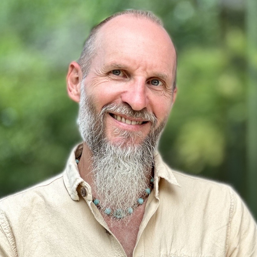 Saamour t’emmène à travers ses propres expériences à découvrir les clés de la Souveraineté individuelle pour une Vie Libre.