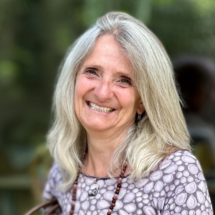 Mahor te guide intuitivement à retrouver EN TOI tes ressources illimitées oubliées par une approche chamanique holistique de la santé.