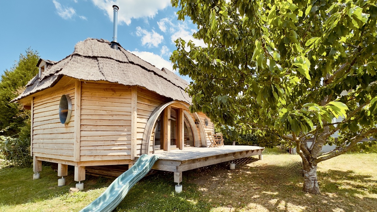 Ce Séjour que tu choisis d’accorder à ton Âme est pour Vivre hors du temps avec Toi dans le calme et la sérénité. C'est avant tout une connexion à ton Cœur.